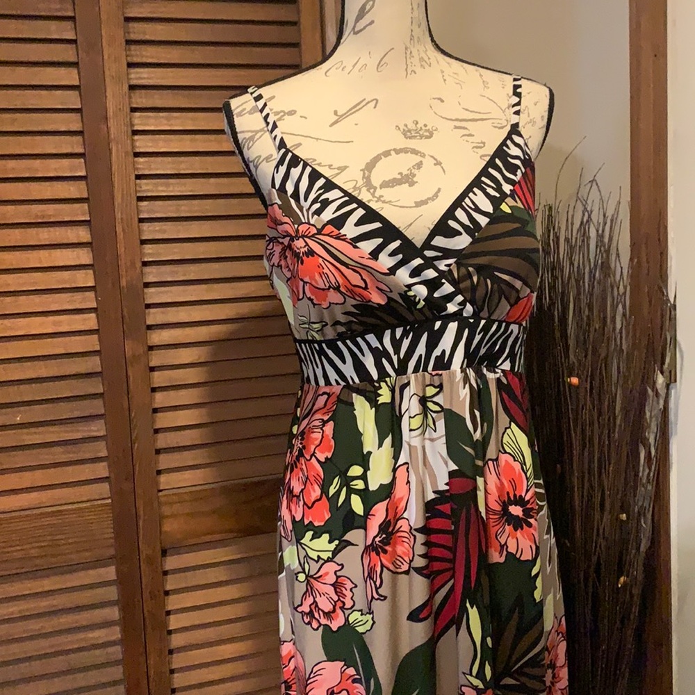 Beautiful Coral & multicolor floral long sundress